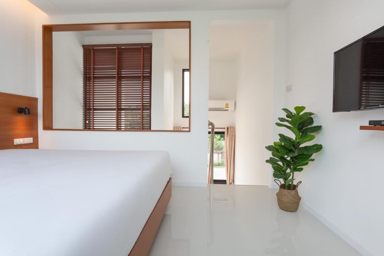 Barayan Place Praia de Jomtien Exterior foto