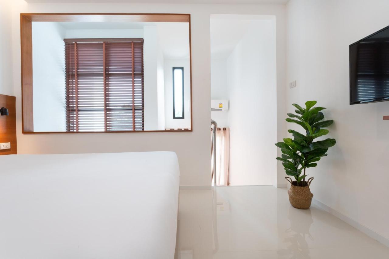 Barayan Place Praia de Jomtien Exterior foto